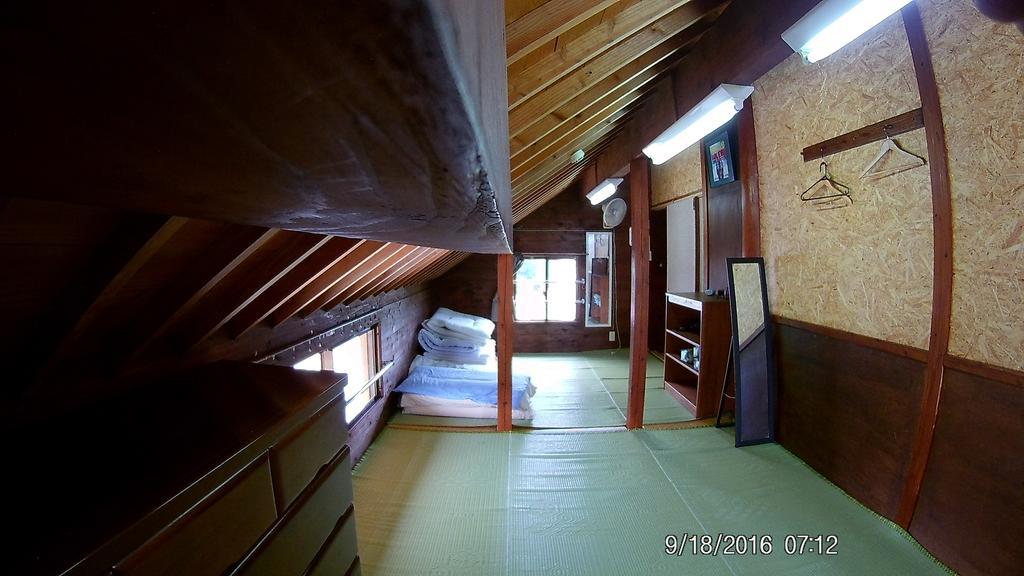 Hotel Tropical Surf House Okinawa Onna Exterior foto